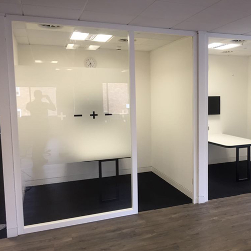 Soundproof Wall Partition for Office