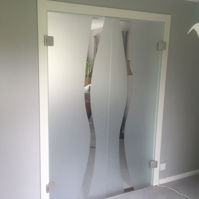 livingroom glass double doors